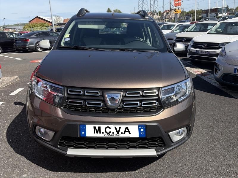 DACIA Sandero 0.9 TCe 90ch Stepway - 19